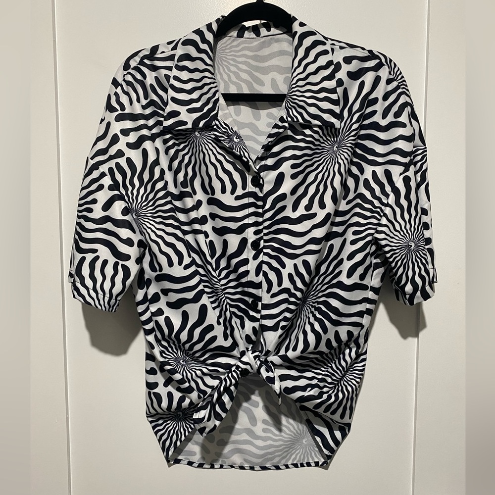 Yin & Yang Drop Shoulder Blouse